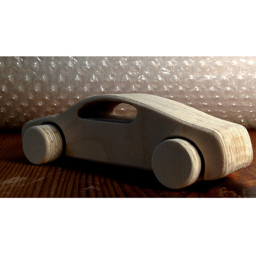 자작나무 장난감 자동차 포스